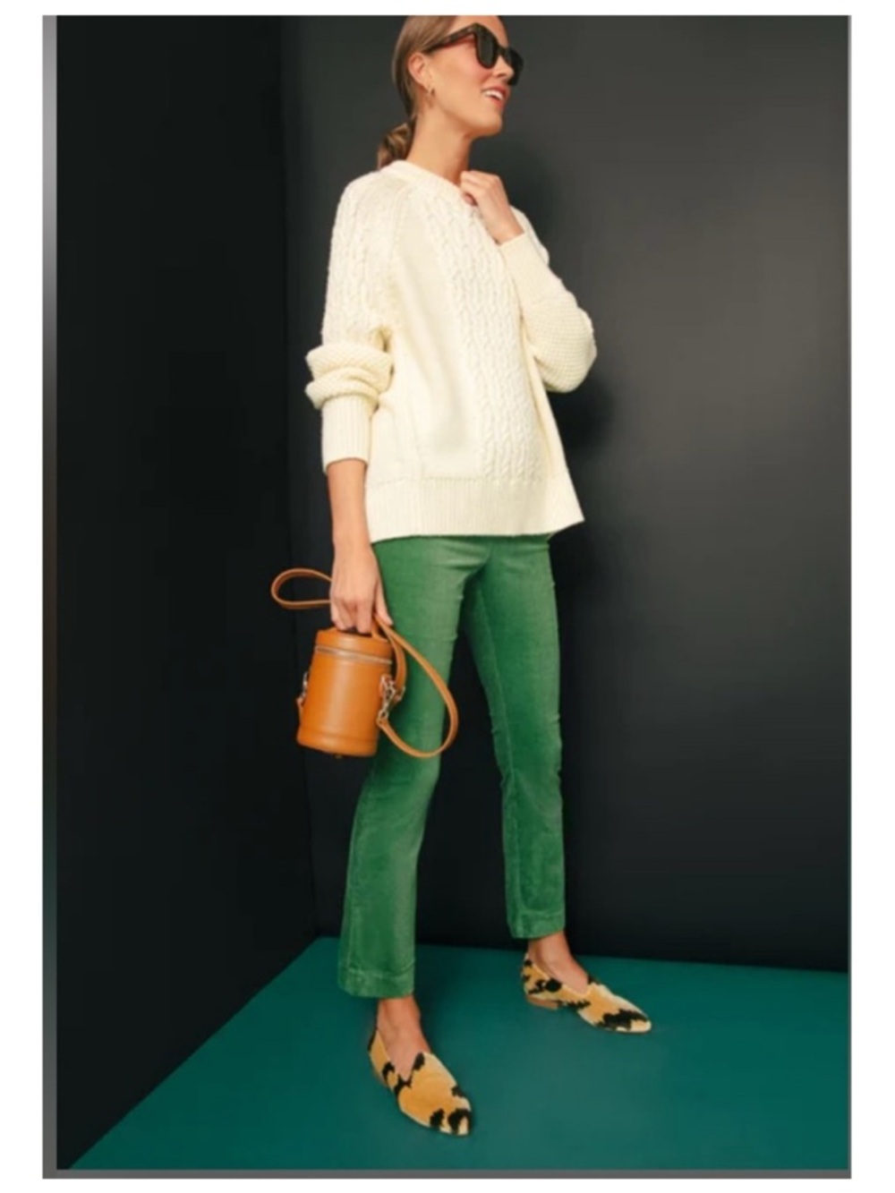 Tuckernuck Ashford Corduroy Cropped Mini Flare Pants Women's Size S Green Preppy